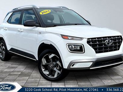 Used 2024 Hyundai Venue Limited