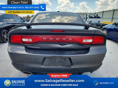 Used 2014 Dodge Charger SE w/ Sport Appearance Group RWD image 8