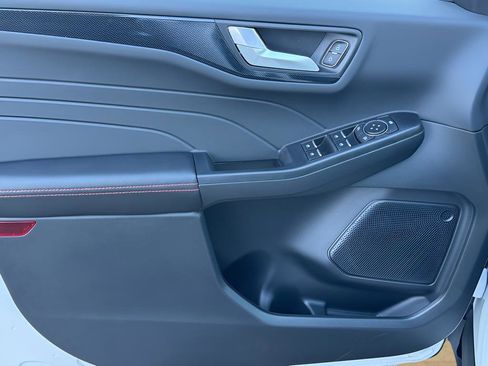 New 2026 Ford Escape ST-Line w/ Tech Pack #1 image 13