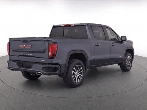 Used 2021 GMC Sierra 1500 AT4 w/ AT4 Value Package AWD/4WD image 4