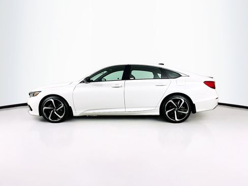 Used 2022 Honda Accord Sport image 4
