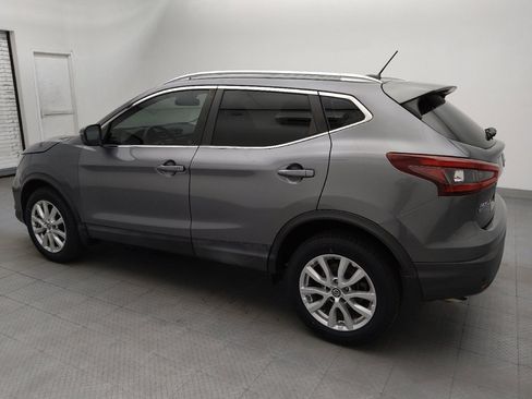 Used 2020 Nissan Rogue Sport SV FWD image 3