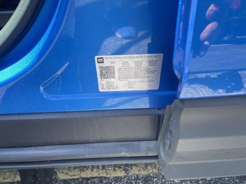 Used 2024 Chevrolet Equinox LT w/ LPO, Floor Liner Package FWD image 32