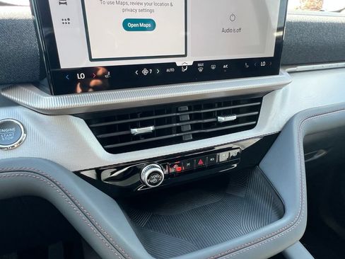 New 2026 Ford Explorer Active RWD image 25