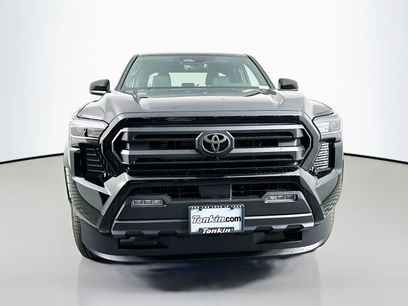 New 2025 Toyota Tacoma SR5