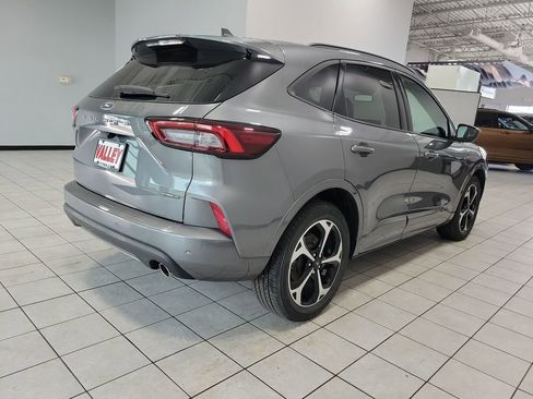 Used 2023 Ford Escape ST-Line Elite AWD/4WD image 10