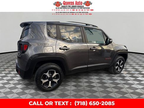 Used 2021 Jeep Renegade Trailhawk image 7