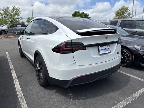 Used 2022 Tesla Model X Plaid AWD/4WD image 16