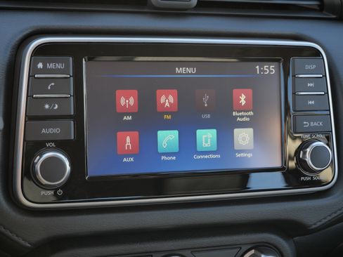 Used 2024 Nissan Versa S w/ Trunk Package image 23