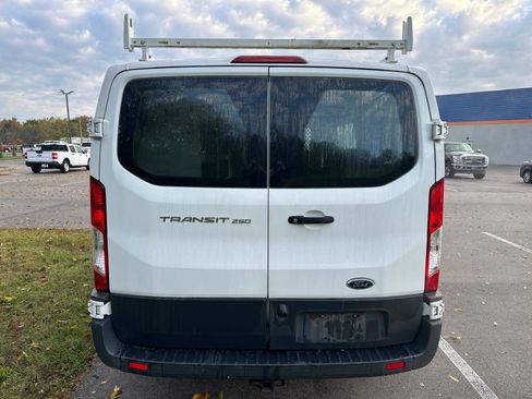 Used 2018 Ford Transit 250 130 Low Roof w/ Exterior Upgrade Package image 8