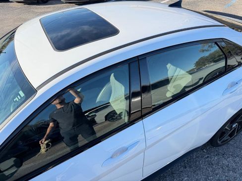 Used 2023 Hyundai Elantra N Line image 9