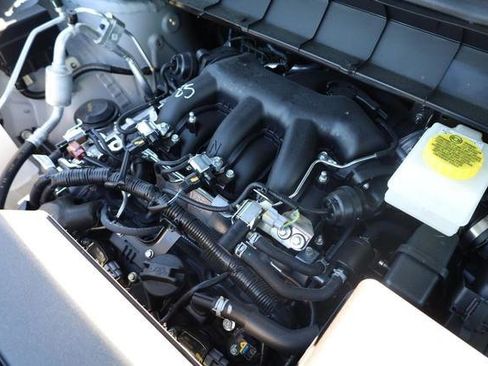New 2026 Nissan Pathfinder Platinum AWD/4WD image 32