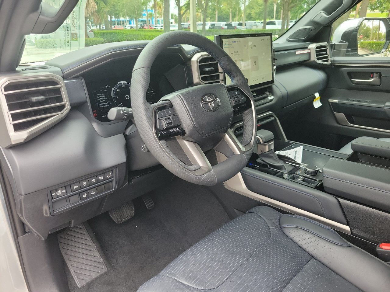 Used 2026 Toyota Tundra Platinum AWD/4WD image 15