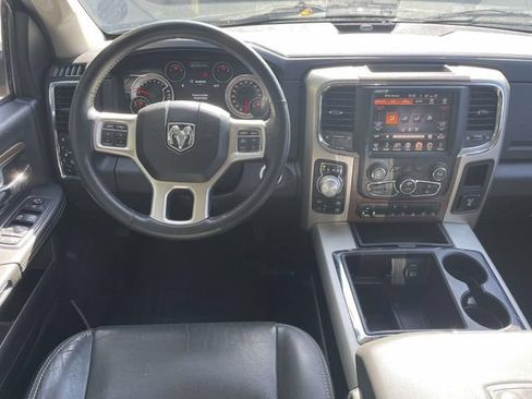Used 2014 RAM 1500 Laramie w/ Convenience Group AWD/4WD image 14