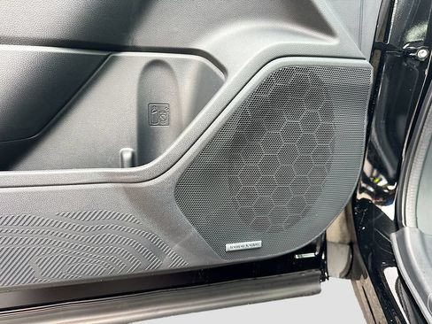 New 2026 Subaru Forester Touring AWD/4WD image 17
