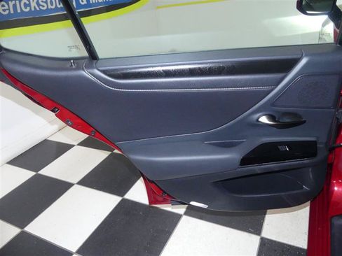 Used 2023 Lexus ES 300h w/ Premium Package FWD image 28