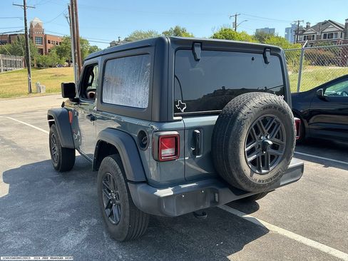 Used 2024 Jeep Wrangler Sport AWD/4WD image 5