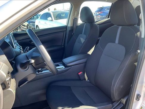 Used 2023 Nissan Sentra SV image 30