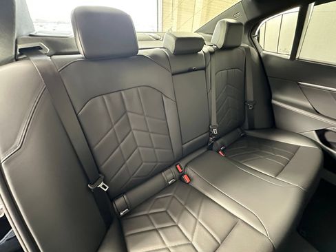 Used 2026 BMW 530i w/ Executive Package RWD image 31