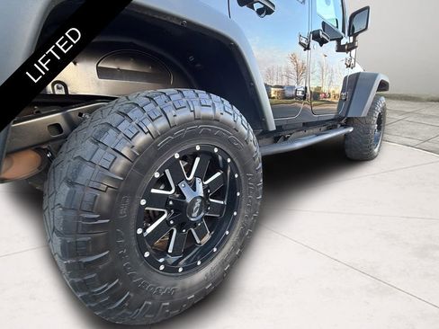 Used 2018 Jeep Wrangler Unlimited Sport S image 53