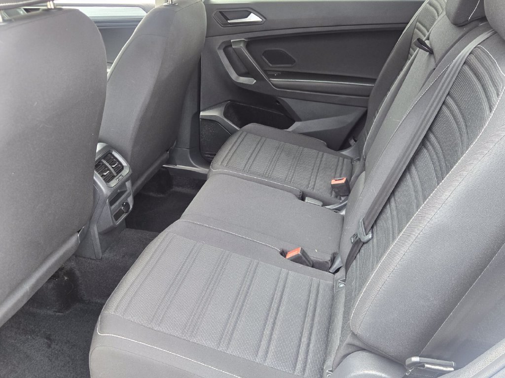 Certified 2024 Volkswagen Tiguan S FWD image 12