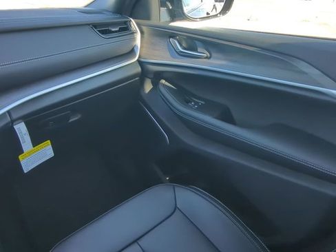 New 2026 Jeep Grand Cherokee Limited w/ Limited Altitude Package RWD image 20