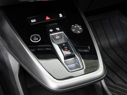 Used 2023 Audi Q4 e-tron Premium Plus RWD image 19