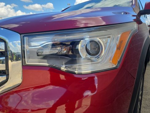Used 2019 GMC Acadia SLE w/ Driver Alert Package I FWD image 10