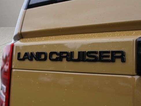Used 2025 Toyota Land Cruiser w/ Premium Package AWD/4WD image 28