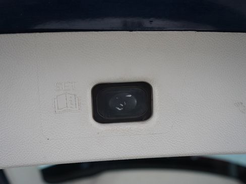 Used 2018 Lincoln MKX Black Label w/ Driver Assistance Package image 11