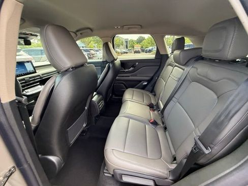 New 2025 Lincoln Corsair FWD w/ Equipment Group 101A image 12