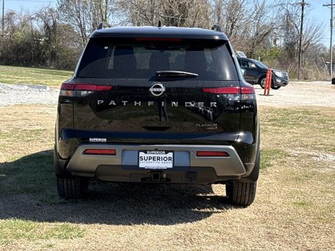 New 2026 Nissan Pathfinder Platinum AWD/4WD image 4