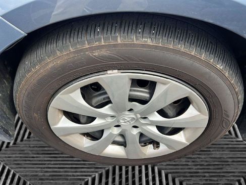 Used 2025 Toyota Corolla LE FWD image 8