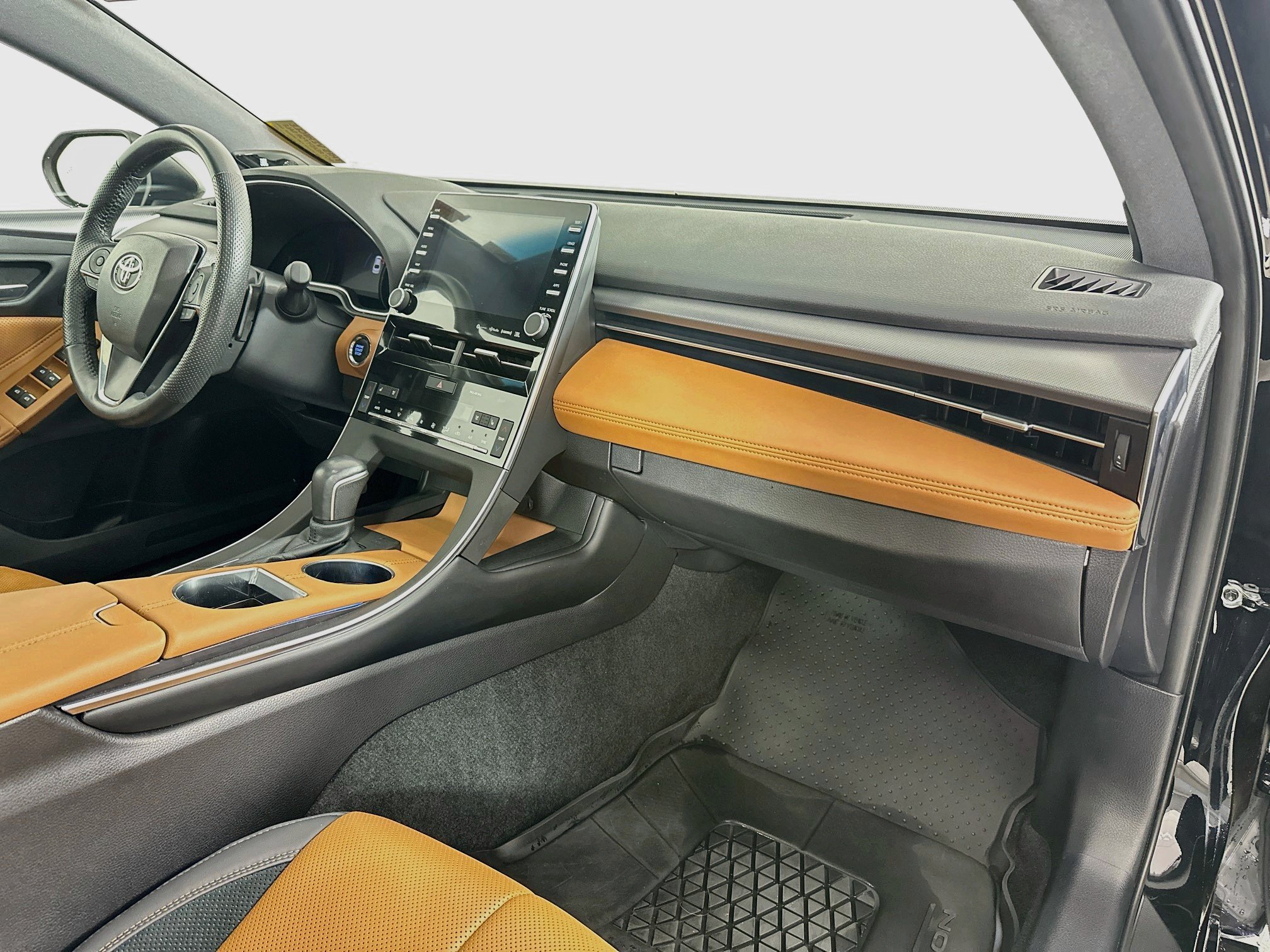 Used 2022 Toyota Avalon Touring w/ Advanced Safety Package FWD image 30
