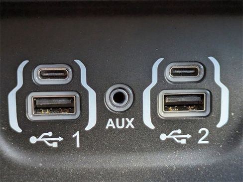 Used 2023 RAM 3500 Laramie image 23