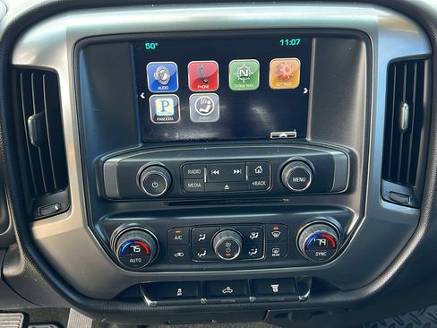 Used 2015 Chevrolet Silverado 2500 LT w/ LT Convenience Package image 21