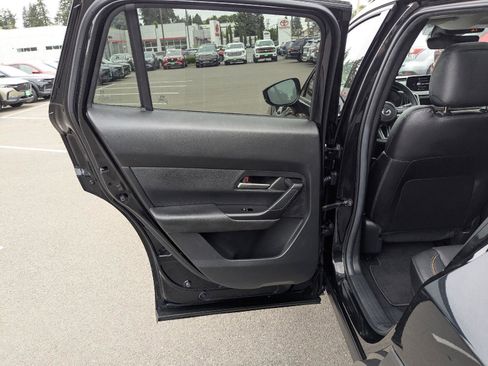 Used 2025 MAZDA CX-50 AWD 2.5 Hybrid w/ Premium Pkg image 12