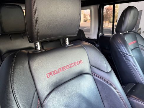 Used 2018 Jeep Wrangler Unlimited Rubicon AWD/4WD image 20