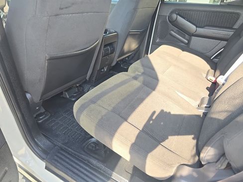 Used 2009 Ford Explorer Sport Trac XLT AWD/4WD image 14