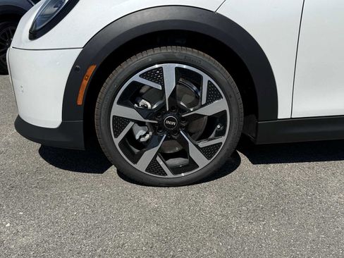 New 2026 MINI Cooper S image 6