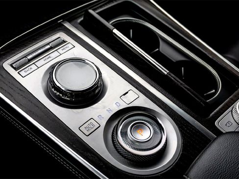 Used 2024 Genesis GV80 2.5T image 25