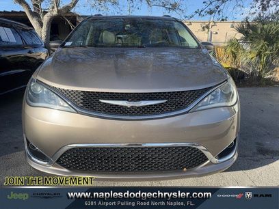 Used 2017 Chrysler Pacifica Touring-L w/ 13 Speaker Alpine Sound Group