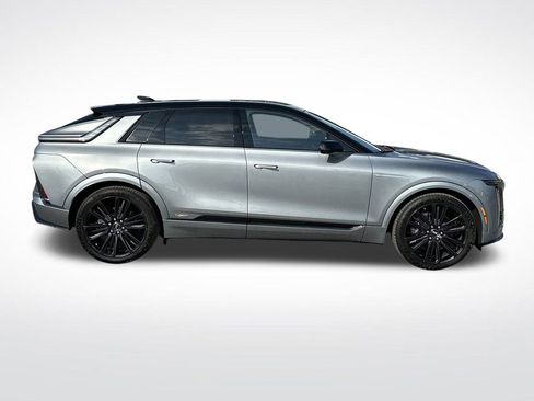 New 2026 Cadillac Lyriq V image 8