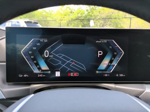 Certified 2023 BMW i4 eDrive35 w/ Premium Package image 16