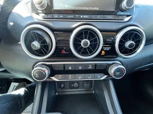 Used 2025 Nissan Sentra S FWD image 27