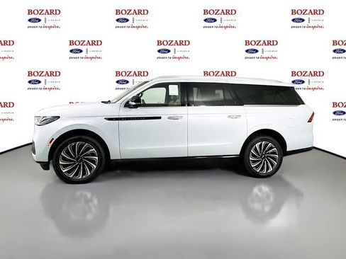 New 2025 Lincoln Navigator L Black Label image 4