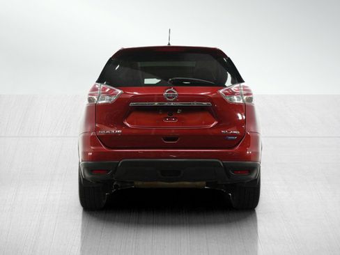 Used 2015 Nissan Rogue SL image 5