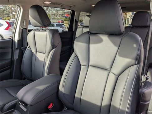 Certified 2025 Subaru Ascent Limited w/ Popular Package #1 image 27