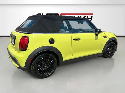 Used 2024 MINI Cooper S FWD image 7