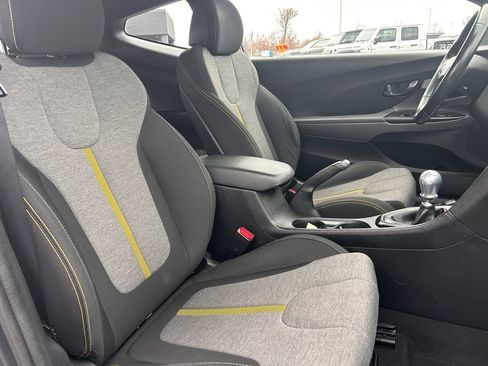 Used 2019 Hyundai Veloster Turbo R-Spec image 23